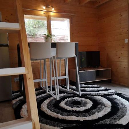 Le Petit Chalet De Nimes Shantay Youstay Luaran gambar
