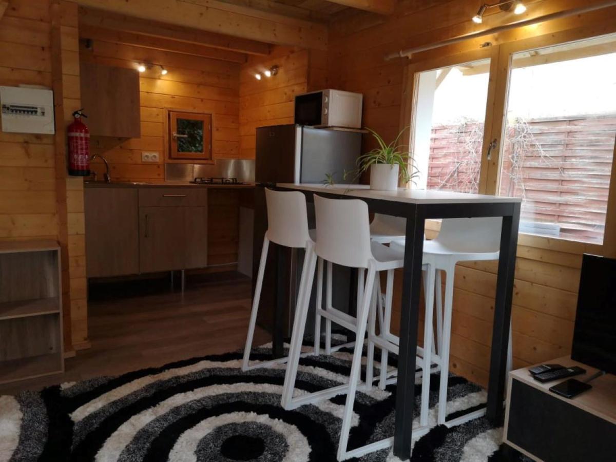 Le Petit Chalet De Nimes Shantay Youstay Luaran gambar